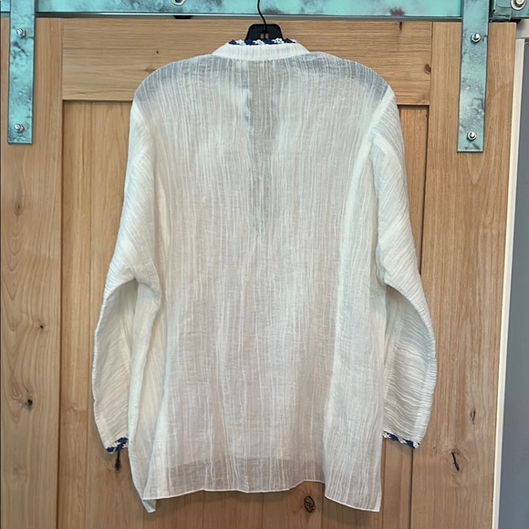 Tory Burch White Gauze Beach Top Blue Crochet Trim Size M NWOT - Picture 7 of 9